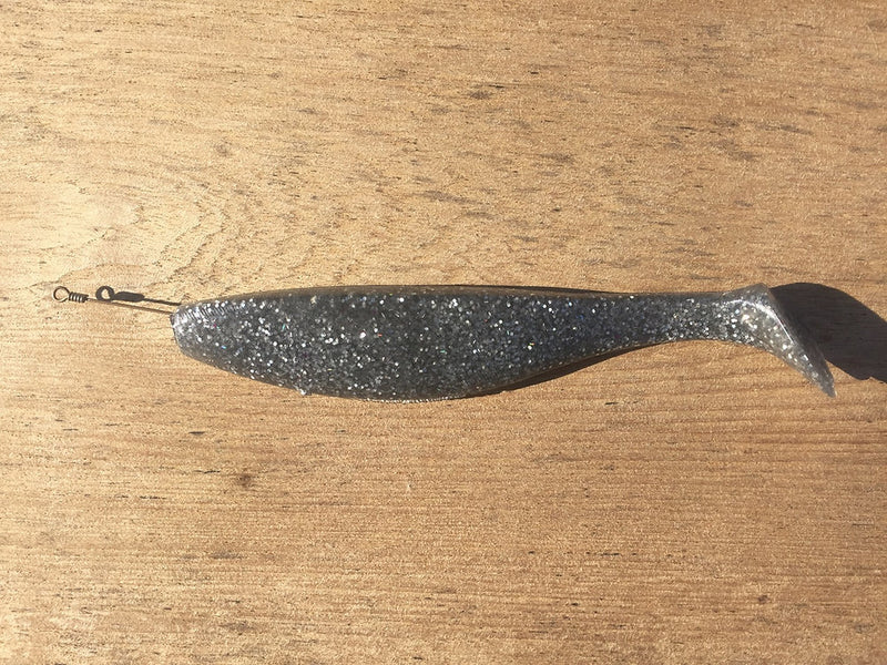 Fish Downsea 9" Long Pin Dredge Shad