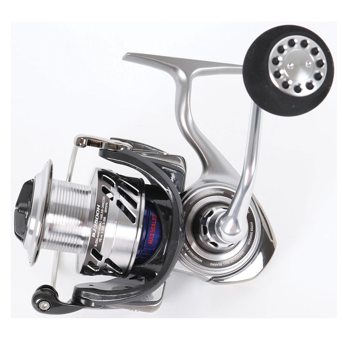 Daiwa Saltiga Bay Jigging/Spinning Reel | JB Tackle — J&B Tackle Co